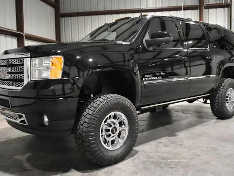 2009 GMC Yukon 2500 XL — photo 1 of 8