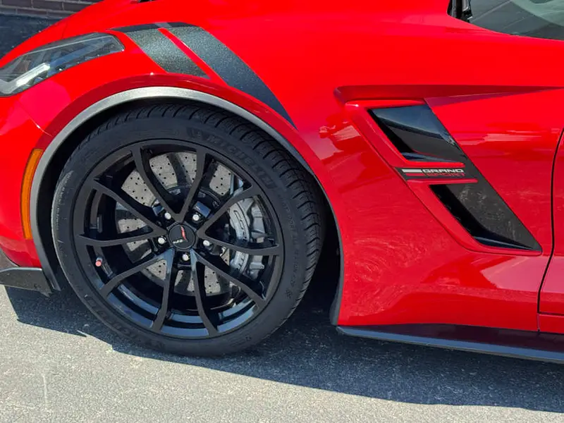 2019 Chevrolet Corvette Grand Sport — photo 7 of 8