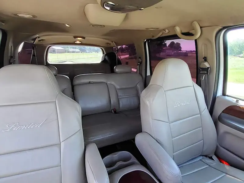 2000 Ford Excursion Limited — photo 3 of 5
