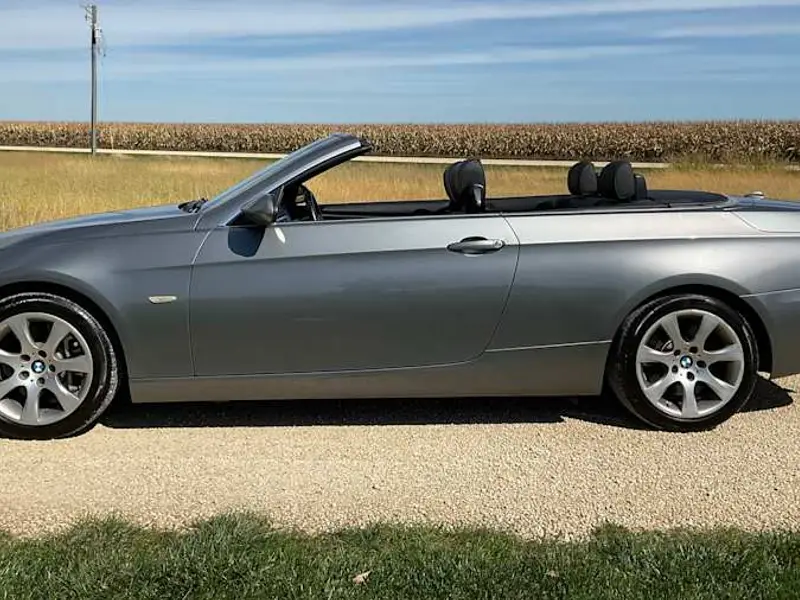 2008 BMW 335i — photo 2 of 8