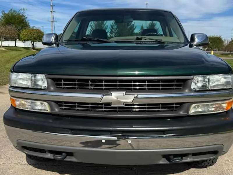 2002 Chevrolet Silverado 1500 — photo 4 of 8