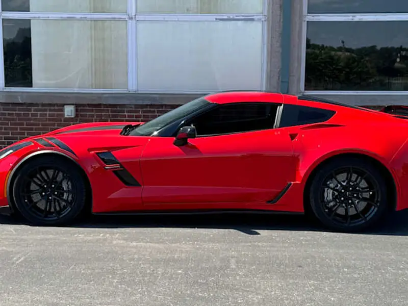 2019 Chevrolet Corvette Grand Sport — photo 2 of 8
