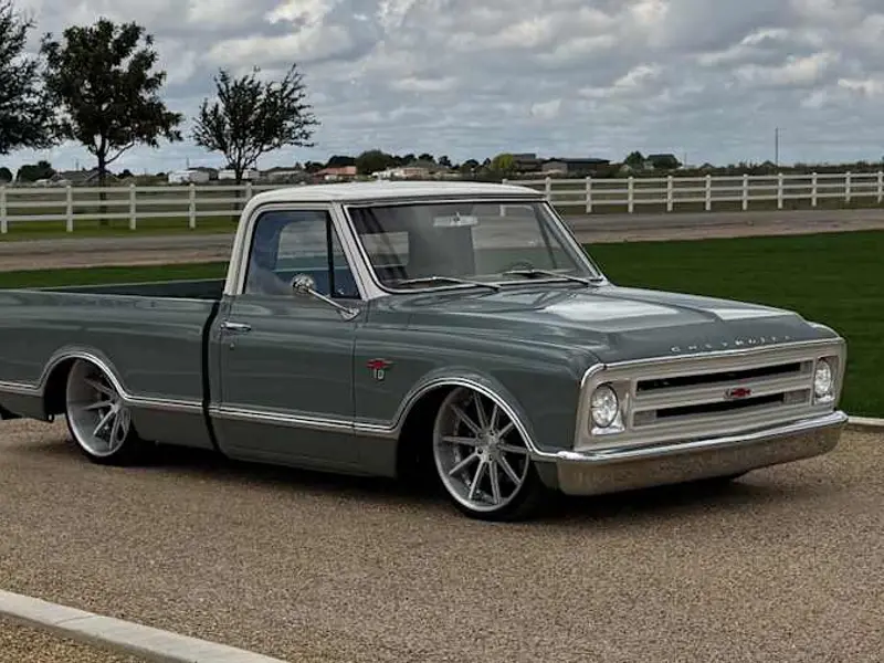 1967 Chevrolet C10 Custom — photo 1 of 8