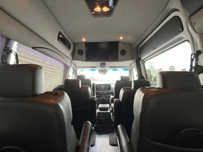 2021 Mercedes-Benz Sprinter 2500 Earth Explorer — photo 7 of 8