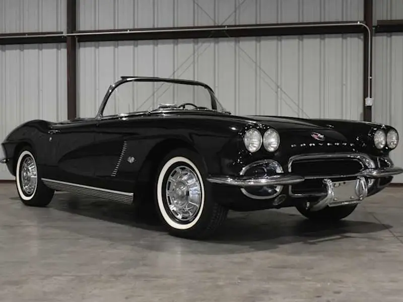 1962 Chevrolet Corvette — photo 1 of 8