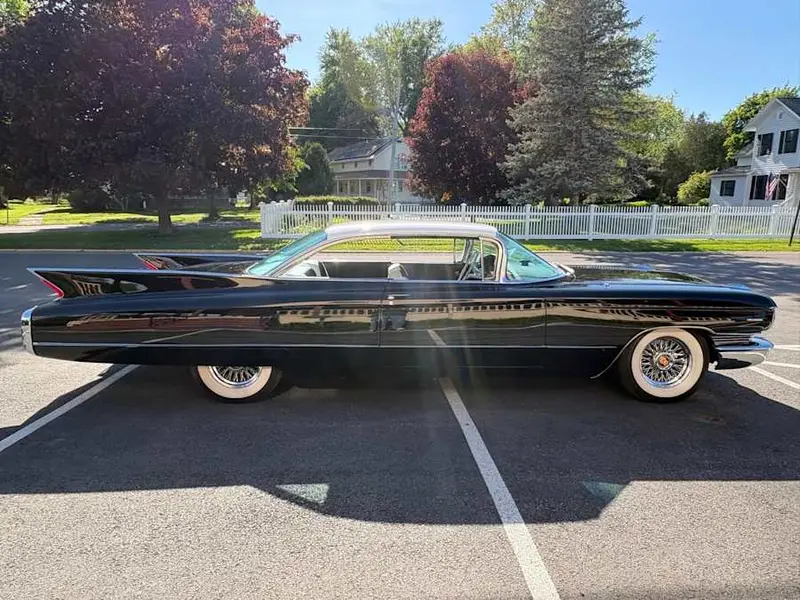1960 Cadillac Series 62 DeVille — photo 8 of 8