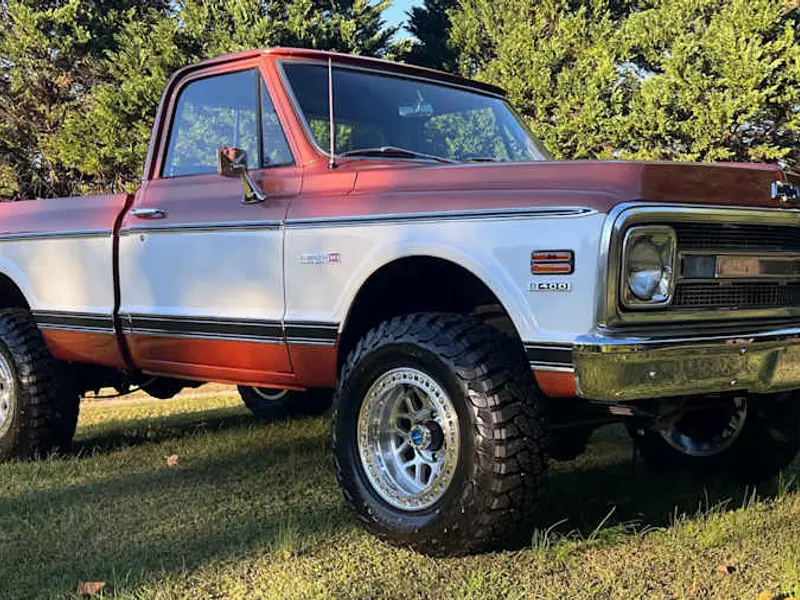 1970 GMC K10 — photo 8 of 8