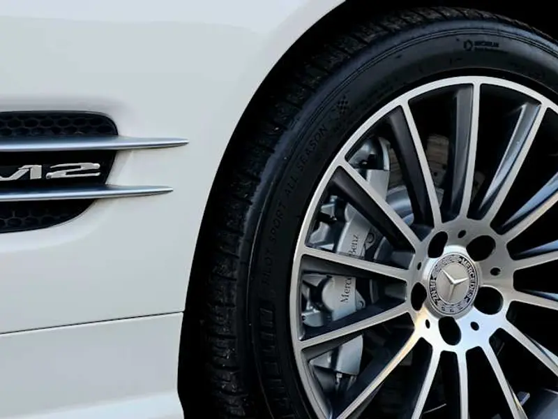2004 Mercedes-Benz SL600 — photo 4 of 8