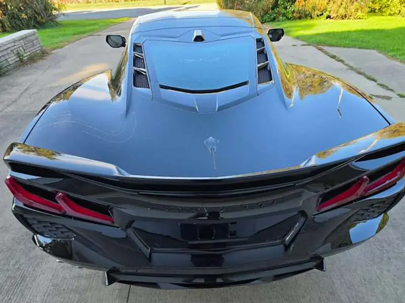 2022 Chevrolet Corvette 2LT — photo 5 of 8