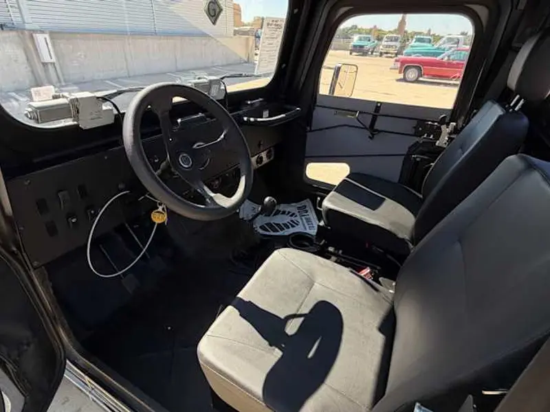 2023 Mahindra Roxor — photo 6 of 6