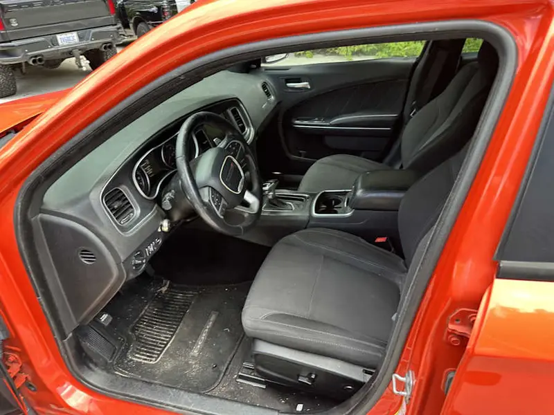 2016 Dodge Charger Custom — photo 7 of 8