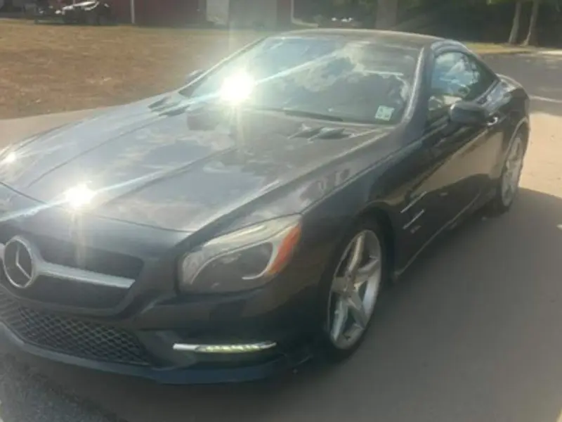 2013 Mercedes-Benz SL550 — photo 1 of 8