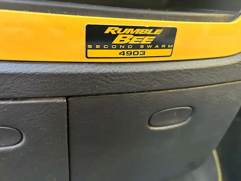 2005 Dodge Ram 1500 Rumble Bee — photo 6 of 8