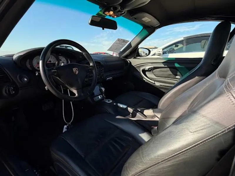 2004 Porsche 911 Carrera — photo 5 of 8