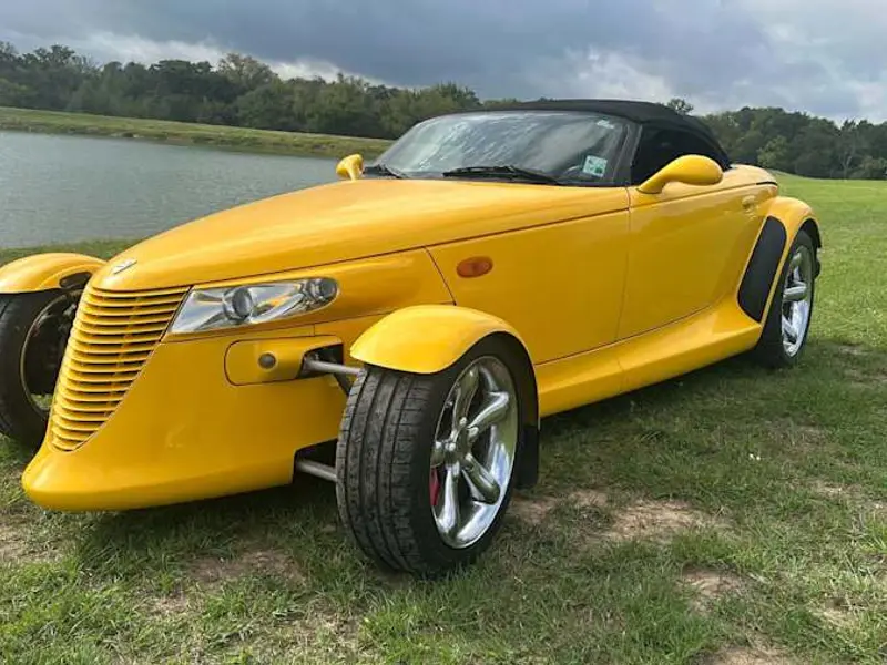 2000 Plymouth Prowler — photo 4 of 8