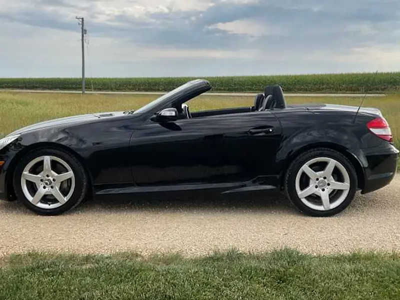 2005 Mercedes-Benz SLK350 — photo 2 of 8
