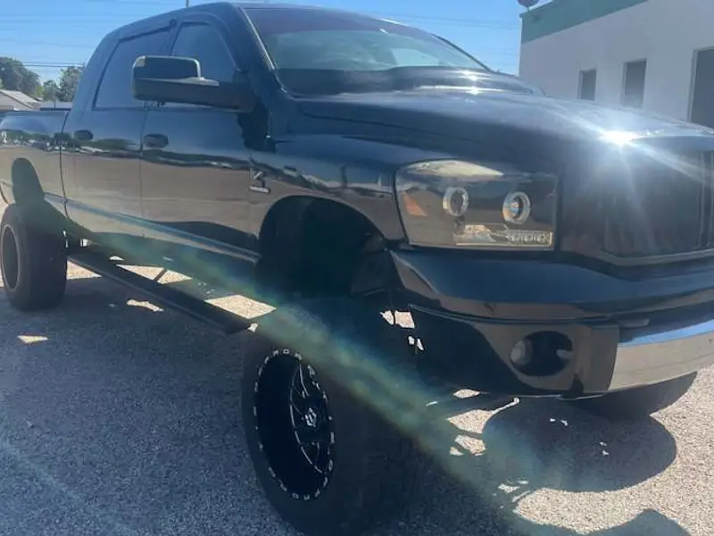 2007 Dodge Ram 2500 Laramie — photo 3 of 8