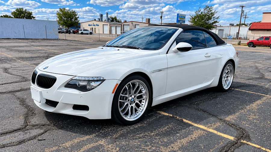 Alpine White 2010 BMW M6