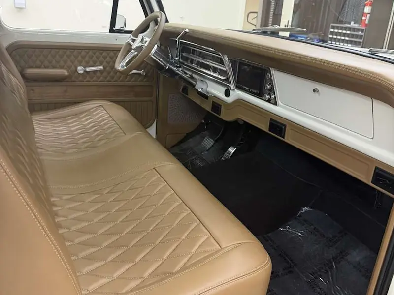 1967 Ford F-100 Custom — photo 7 of 8