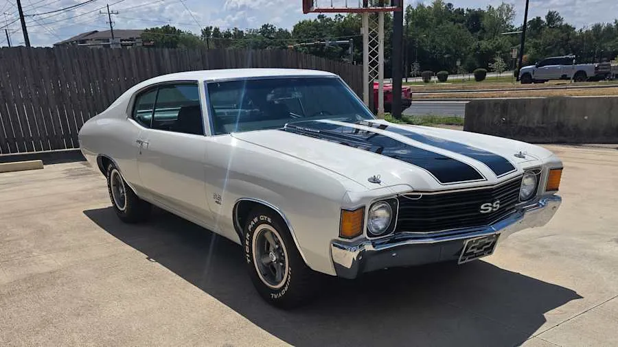 White 1972 Chevrolet Chevelle SS
