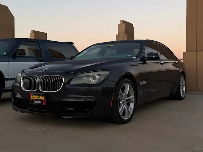 2012 BMW 750LI — photo 1 of 8