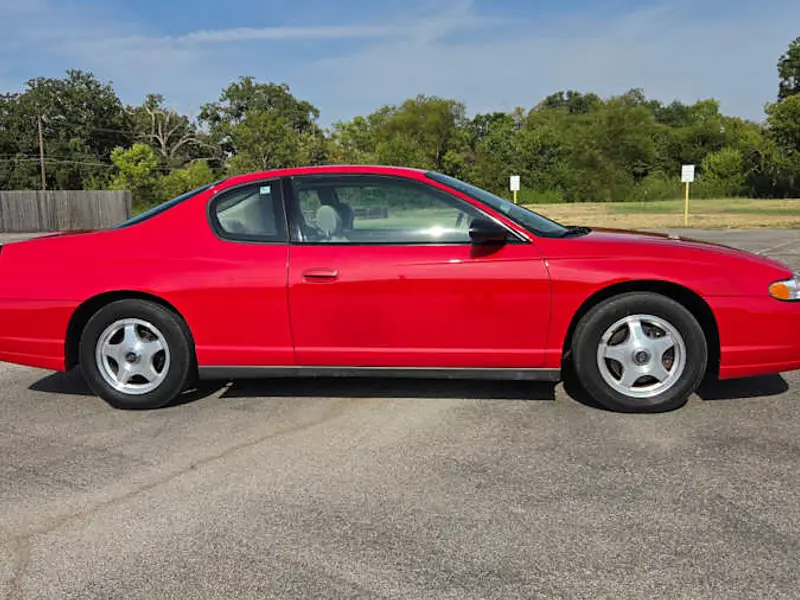 2005 Chevrolet Monte Carlo — photo 2 of 8