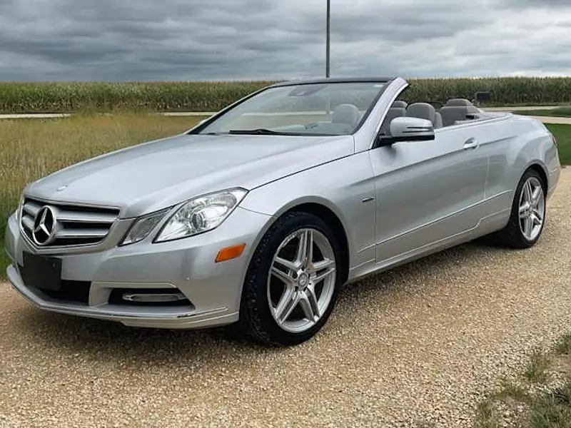 2012 Mercedes-Benz E350 — photo 1 of 8