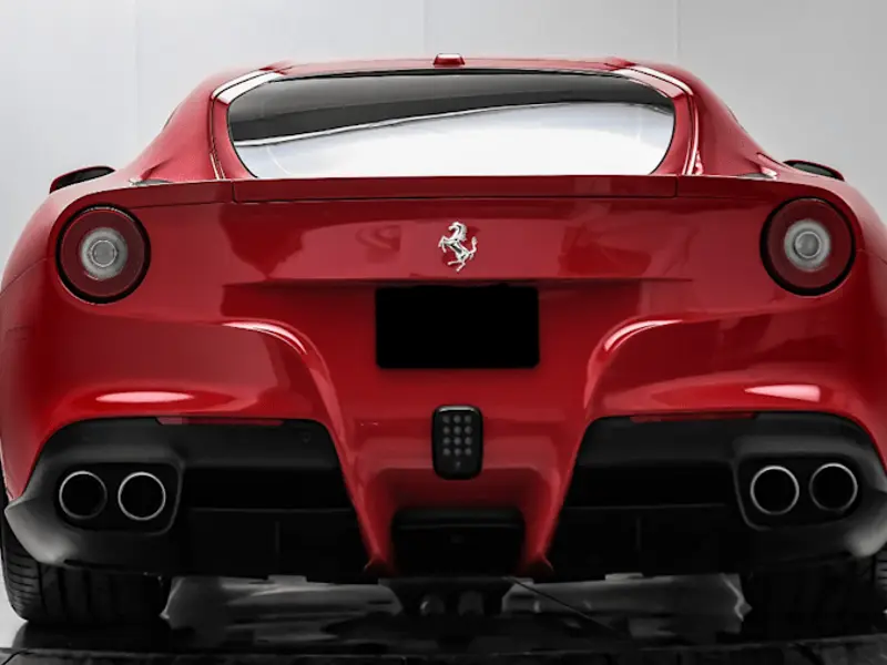 2015 Ferrari F12 Berlinetta — photo 5 of 8