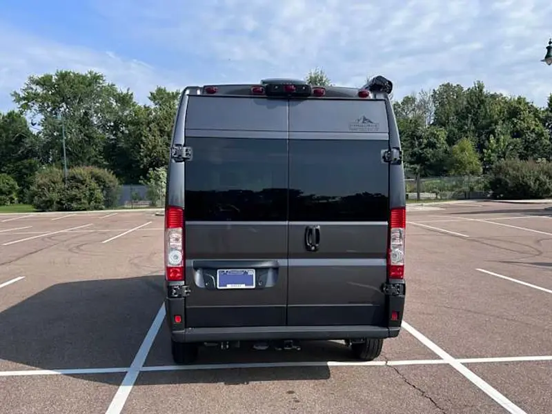 2023 Ram 3500 ProMaster — photo 5 of 8