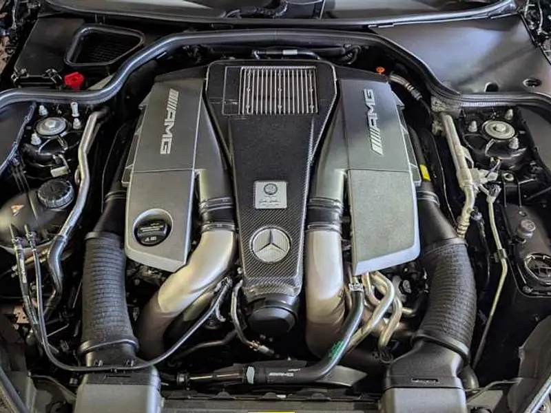 2017 Mercedes-Benz AMG SL 63 — photo 7 of 7