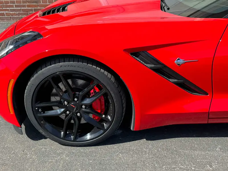 2016 Chevrolet Corvette Z51 — photo 5 of 8