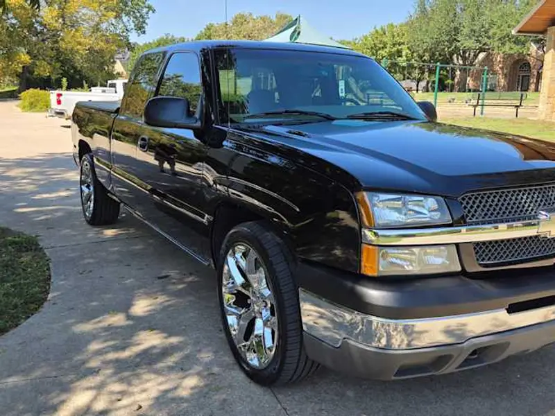 2003 Chevrolet 1500 Silverado LS — photo 6 of 8