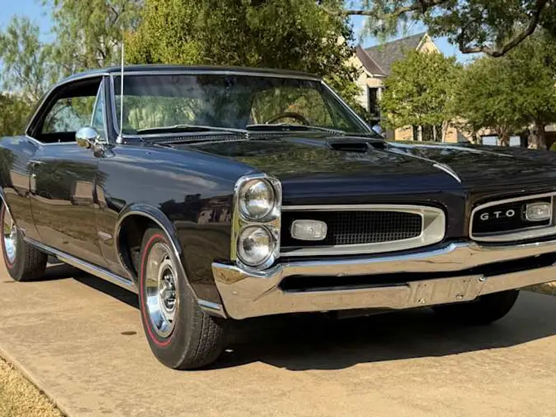 1966 Pontiac GTO — photo 1 of 8