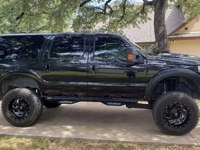 2012 Ford Excursion Conversion — photo 2 of 4