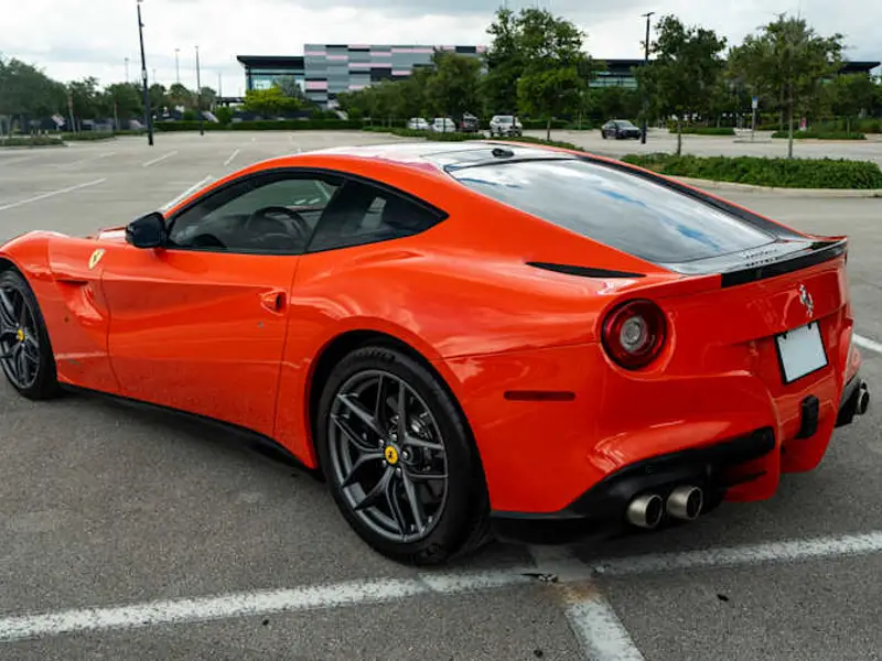 2014 Ferrari F12 — photo 8 of 8