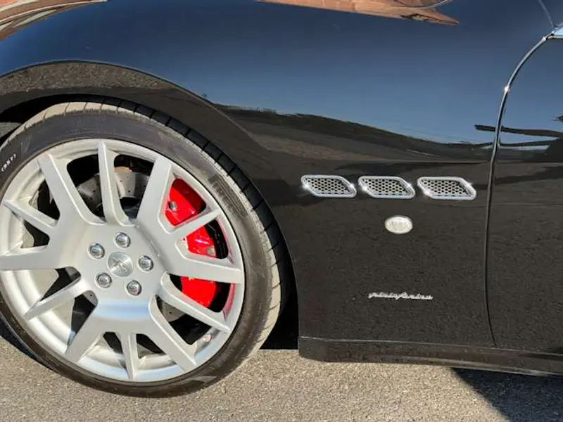 2009 Maserati Granturismo S — photo 4 of 8