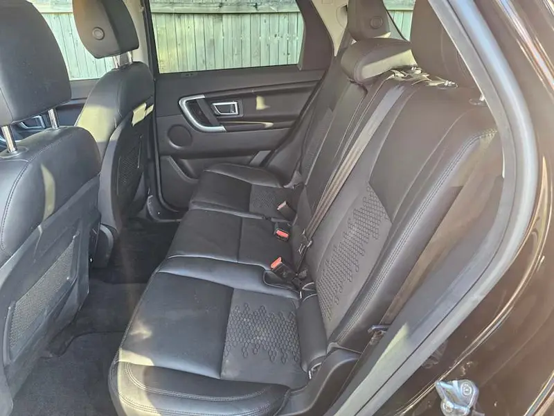 2019 Land Rover Discovery Sport SE — photo 4 of 8