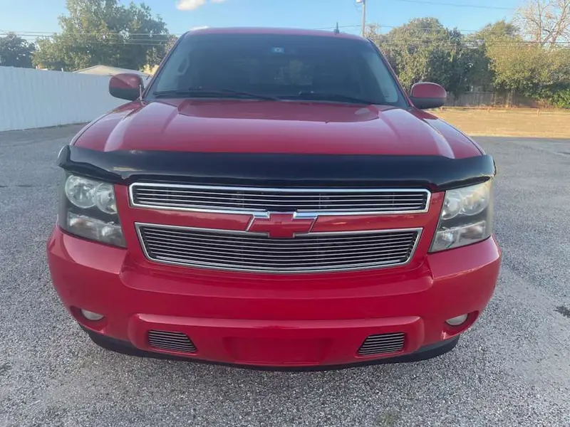 2008 Chevrolet Avalanche — photo 4 of 8