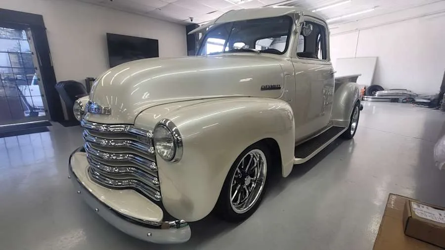 White 1950 Chevrolet 3100