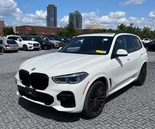 A 2022 BMW X5 SUV