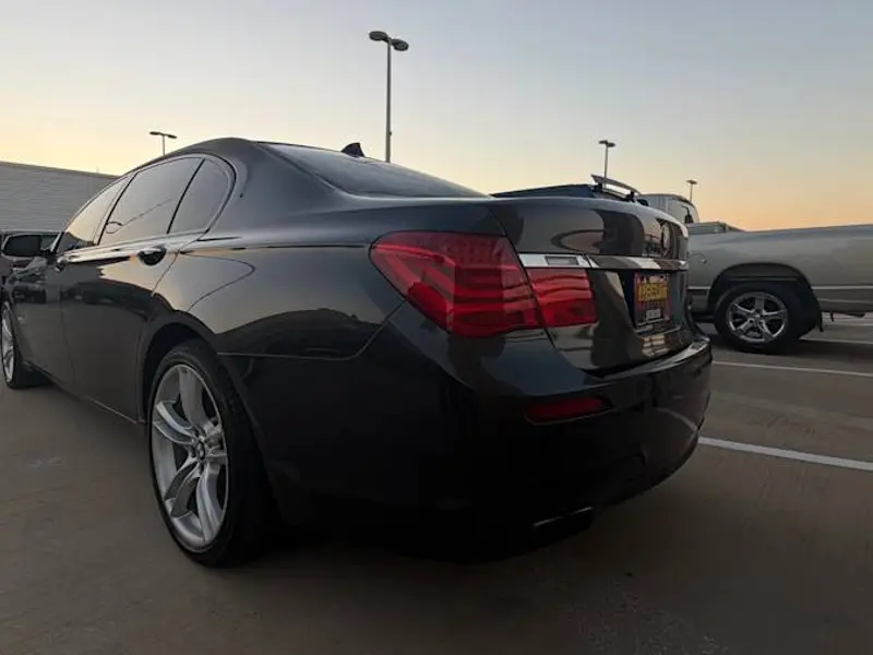2012 BMW 750LI — photo 3 of 8