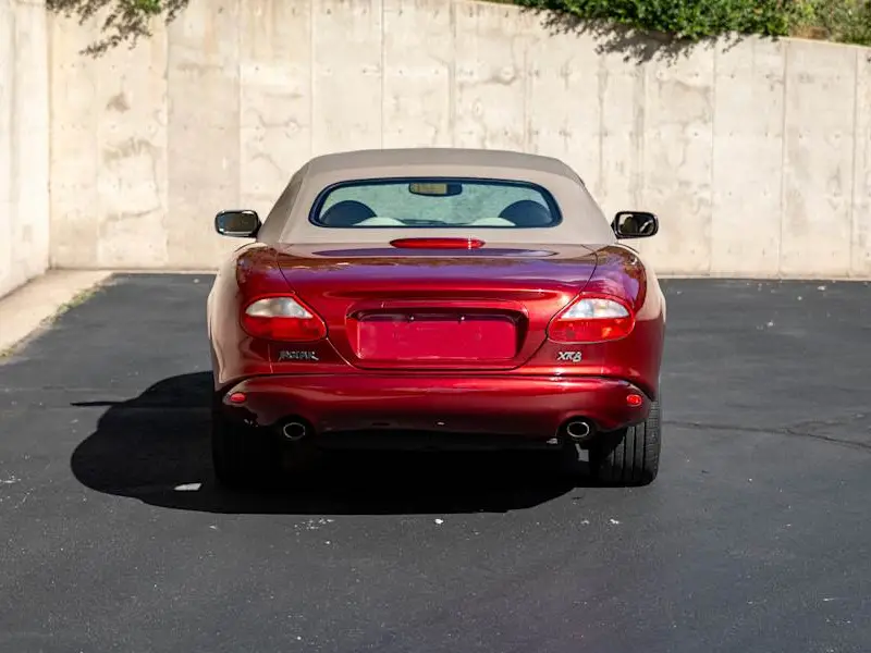 1997 Jaguar XK8 — photo 5 of 8