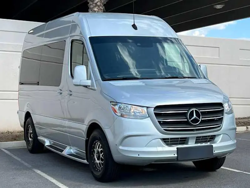 2021 Mercedes-Benz Sprinter 2500 Earth Explorer — photo 2 of 8