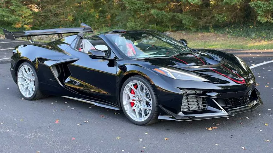 Black 2027 Chevrolet Corvette ZR1 3LZ
