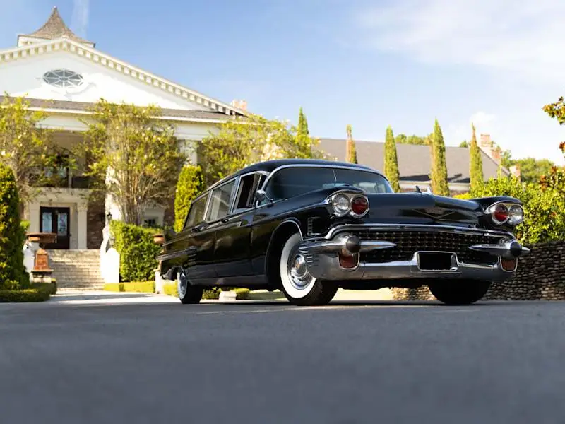 1958 Cadillac Miller-Meteor Futura — photo 6 of 8