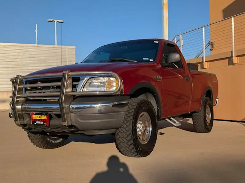 2002 Ford F-150 — photo 1 of 7