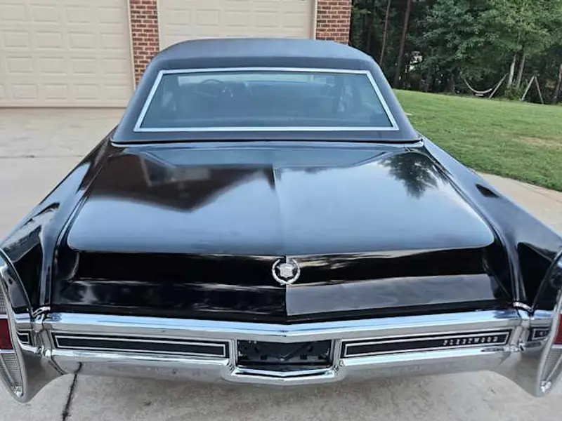 1968 Cadillac Fleetwood Brougham — photo 4 of 8