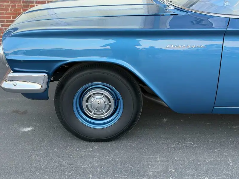 1960 Chevrolet Biscayne — photo 5 of 8