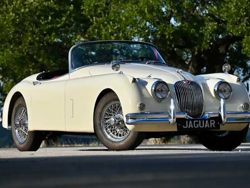 1958 Jaguar XK150 — photo 5 of 8