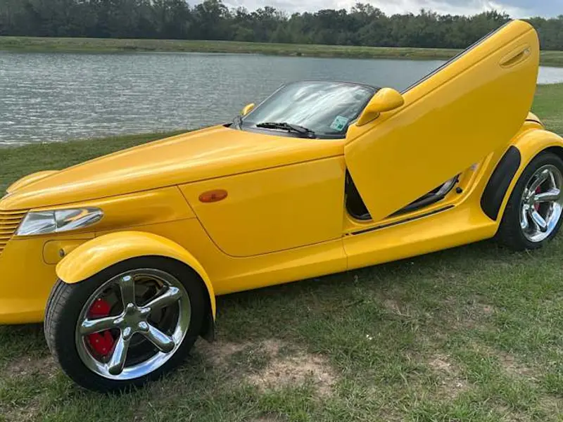 2000 Plymouth Prowler — photo 7 of 8